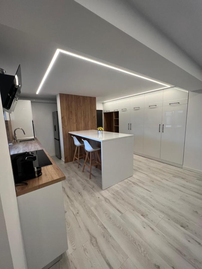 Modern Premium Apartment 1 Targoviste Esterno foto