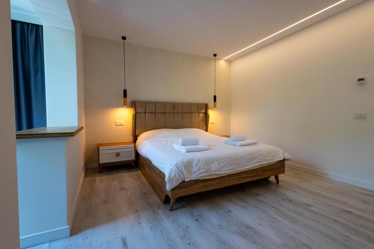 Modern Premium Apartment 1 Targoviste Esterno foto
