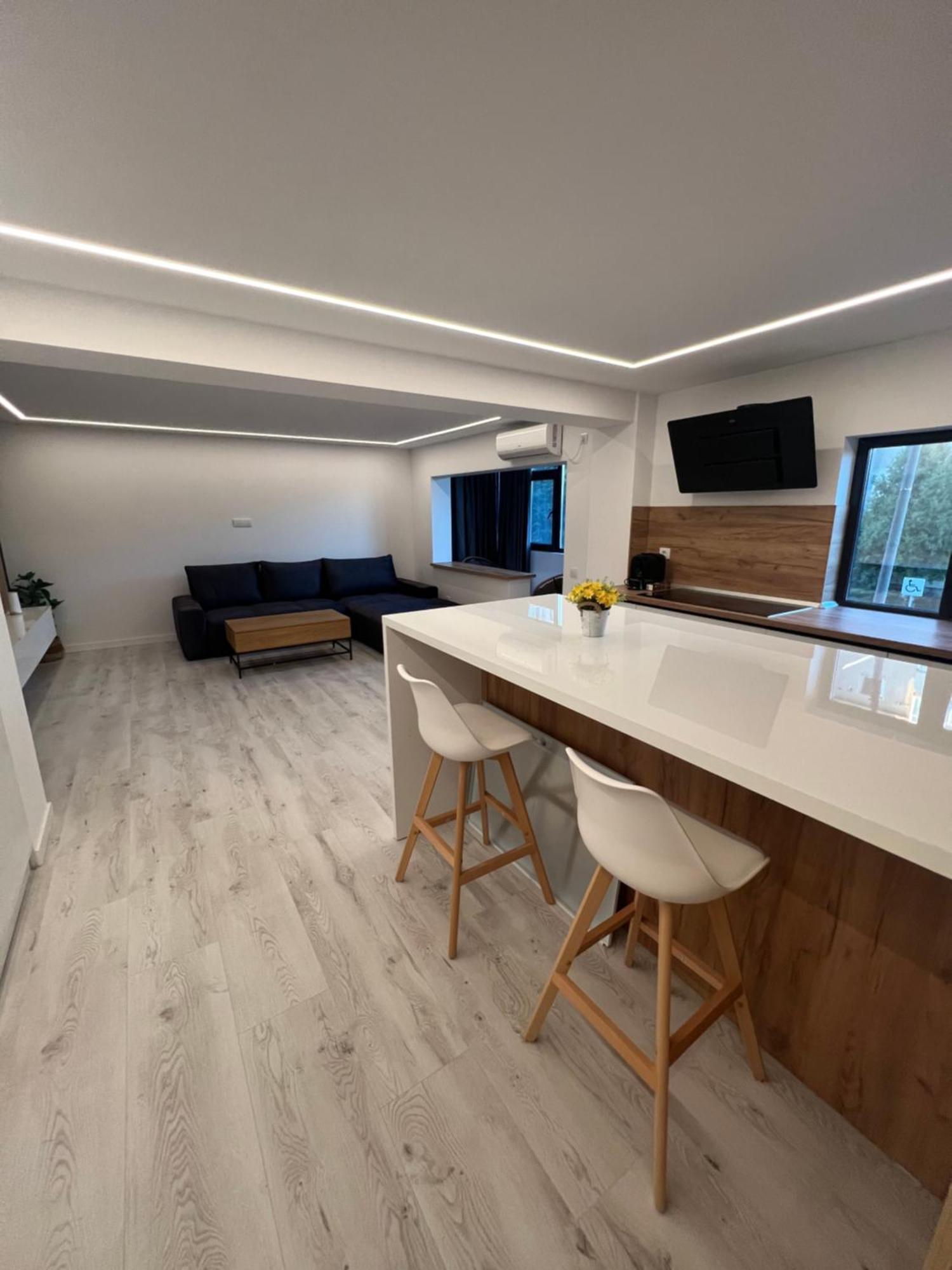 Modern Premium Apartment 1 Targoviste Esterno foto